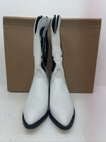 New Women’s White Capezio Cowboy Boots. L 777 8 M. 16-118