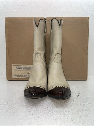 New Women’s Cream Cowtown Cowboy Boots. 110 8.5 8 1/2 A. 15-71