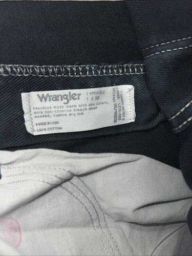New Women’s Green Cowboy Cut Slim Fit Wrangler Denim Jeans. 1x36 H-6
