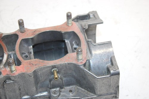 98 Polaris Indy 500 Oem Crankcase W/Studs 3085199 SP47