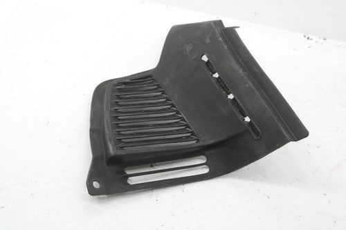 1987 Yamaha Srv Oem Left Louver 8K4-77131-00-00 SY131
