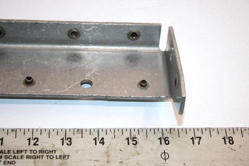 89 Polaris Trail Oem Tunnel End Cap 5220478 SP49