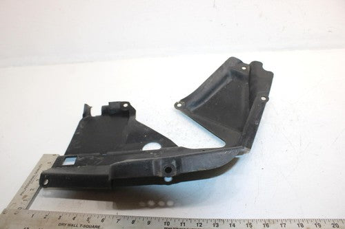 1987 Honda Fourtrax 350 A Oem Right Inner Fender 84600-HA7-670 AH39