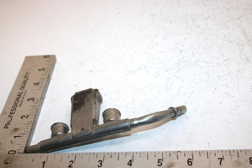 2008 Polaris Ranger 700 Oem Fuel Rail 2520451 XP0