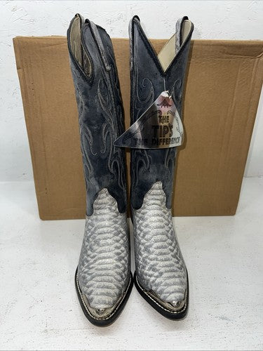 New Women’s Capezio Grey Snakeskin Cowboy Boots. L 425 6 M. 19-40