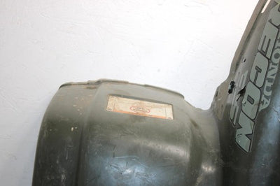 2004 Honda Fourtrax Recon Es Oem Front Fender 61100-HM8-670ZA AH8