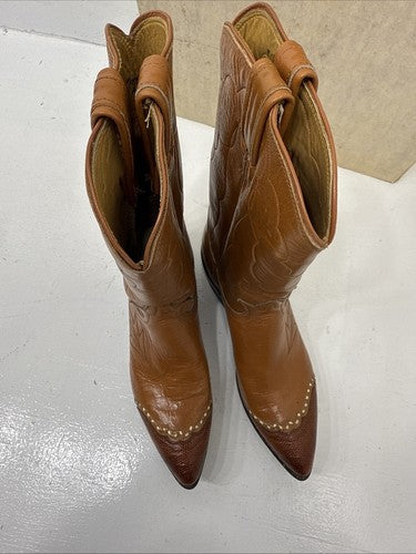 NEW Tony Lama Women’s Brown Cowboy Boot Boots. Size 8B. 1-20