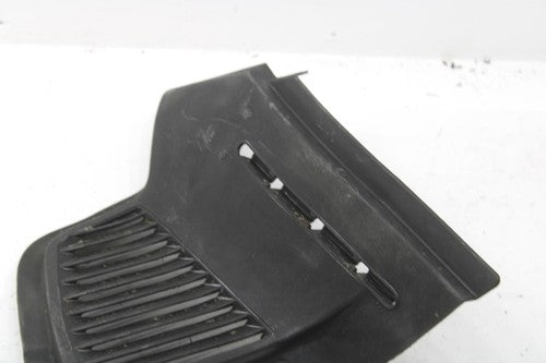 1987 Yamaha Srv Oem Left Louver 8K4-77131-00-00 SY131