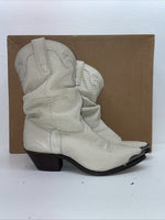 New Women’s Cream Capezio Cowboy Boots. L 467 8.5 8 1/2 M. 15-82