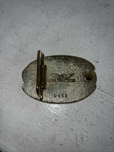 New Blue Red Silver Eagle Flag Belt Buckle. 2432 F-19