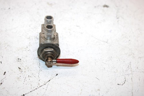01 Polaris Rmk 700 Oem Fuel Shutoff Petcock 7052255 SP183
