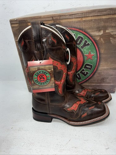 New Women’s Brown Laredo Cowboy Boots. 5675 6.5 6 1/2 M. 19-132