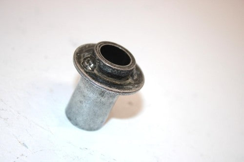 03 Kawasaki Prairie 650 Kvf650a 4x4 Oem Front Fender Spacer 92152-1227 AK15