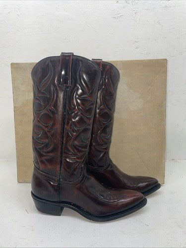 New Women’s Brown Acme Cowboy Boots. 964119 6 C. 18-15