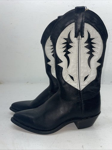 New Women’s Black Capezio Cowboy Boots. L 770 7 M. 18-106