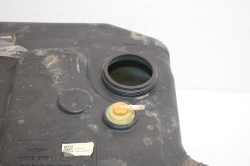 2015 Polaris Ranger Crew 900 Oem Fuel Gas Tank 2521180 XP2
