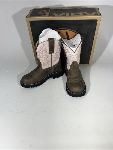 New Women’s Ariat Boots. Pink Boot. Size 5.5. 20-6