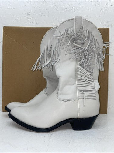 New Women’s White With Fringe Capezio Cowboy Boots. L 697 8 M. 16-75