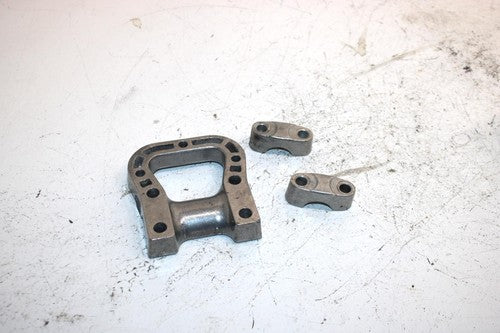 84 Yamaha Phazer Se Oem Handebar Mount Set 8V0-23814-01-00 SY9