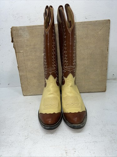 New Women’s Brown Tony Lama Cowboy Boots. 270 7 B. 18-31