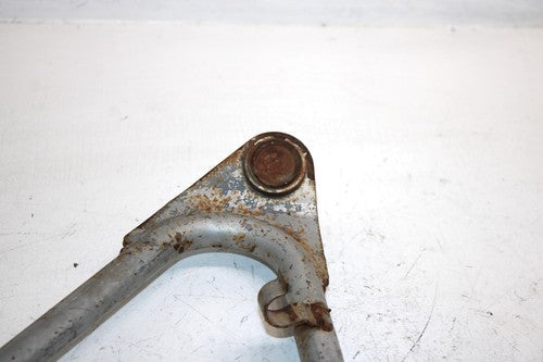 1988 Yamaha  Warrior 350 OEM Front Right Upper A Arm 2XK-23550-00-35 AY15