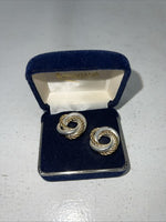 New Women’s Montana Silversmiths Gold Silver Knot Hoop Earrings. ER415 A-38