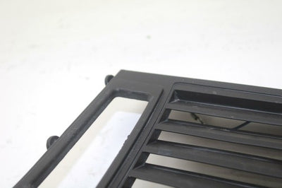 93 Yamaha Venture GT OEM Right Louver 8X9-77132-00-00 SY53