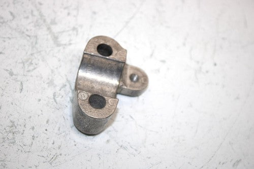 86 Honda Trx250a Oem Upper Handlebar Mount 53121-958-000 AH30
