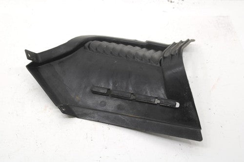 1987 Yamaha Srv Oem Left Louver 8K4-77131-00-00 SY131