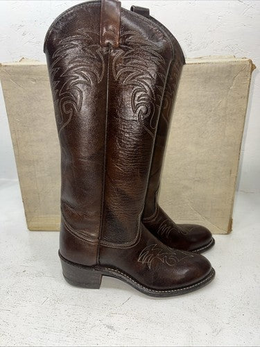 New Woman’s Brown Texas Brand Cowboy Boots. 4611 6 M. 19-99