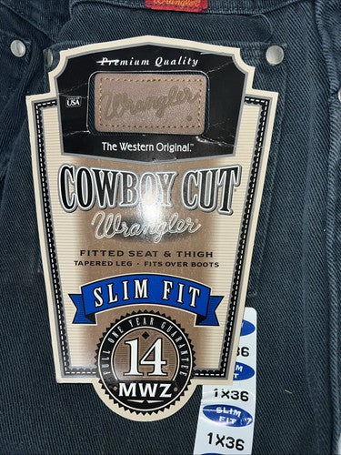 New Women’s Green Cowboy Cut Slim Fit Wrangler Denim Jeans. 1x36 H-6