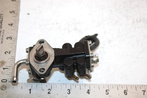 1998 Yamaha Waverunner Gp800 Oem Oil Pump 66E-13200-00-00 JY9