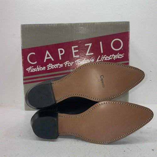 New Women’s Black Capezio Cowboy Boots. L 840 10 M. 17-126