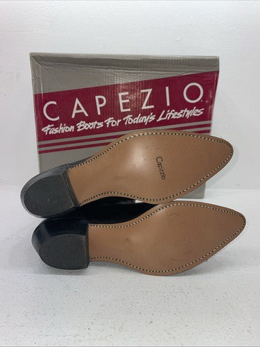New Women’s Black Capezio Cowboy Boots. L 280 9 M. 15-74