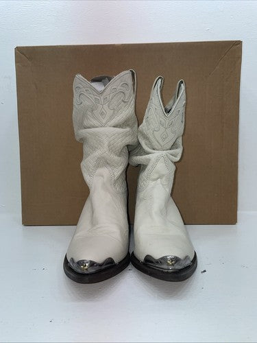 New Women’s Cream Capezio Cowboy Boots. L 467 8.5 8 1/2 M. 15-82