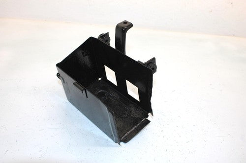 86 Honda Fourtrax  Trx125 A Oem Battery Box 50325-VM6-010 AH7