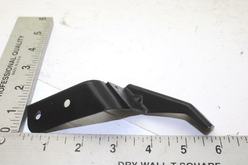 87 Yamaha Exciter EX570L OEM Left Hood Bracket 82M-2196F-00-00 SY51