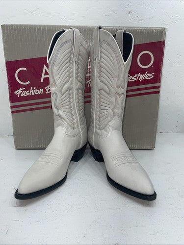 New Women’s White Capezio Cowboy Boots. L 287 7 M. 18-19