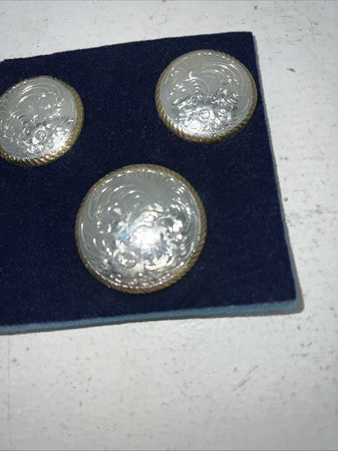 New Women’s Montana Silversmiths Silver Gold Button Cover And Earrings. A-70