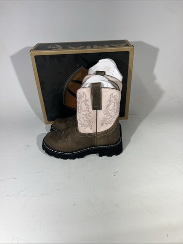 New Women’s Ariat Boots. Pink Boot. Size 5.5. 20-6