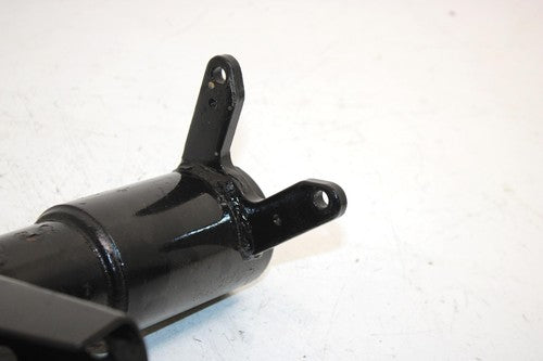 2001 Polaris Magnum 325 Oem Rear Axle Housing 1013193-067 AP98