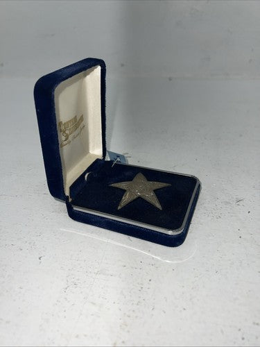 New Women’s Montana Silversmiths Silver Star Coat Pin. SP1 A-20