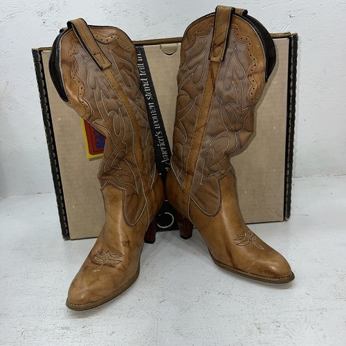 New Women’s Brown Capezio Cowboy Boots. L 394 7 M. 18-24