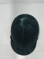 New Women’s Green Equestrian English Riding Helmet. A 264 6 7/8. 12-96