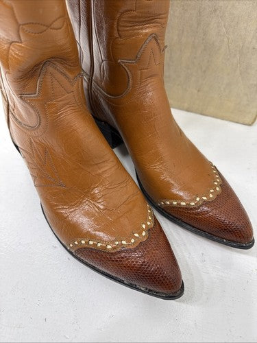 NEW Tony Lama Women’s Brown Cowboy Boot Boots. Size 8B. 1-20