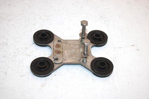 1990 Kawasaki 650 Ts Oem Fuel Pump Mount Bracket 11046-3795 JK10