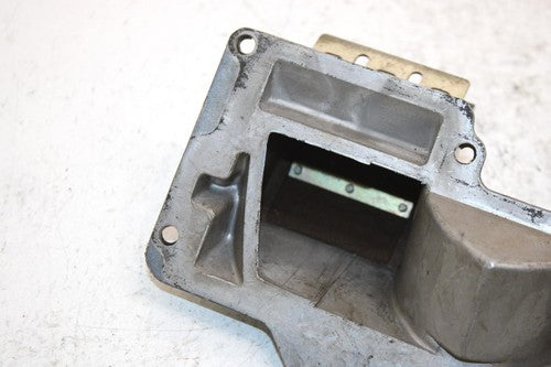 93 Yamaha Waverunner 650 Oem Lower Intake Manifold W/Reeds 6M6-13641-00-94 JY23