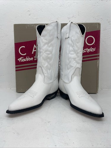 New Women’s White Capezio Cowboy Boots. 226 8 M. 16-81