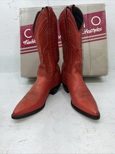 New Women’s Red Capezio Cowboy Boots. L 262 7 M. 18-78