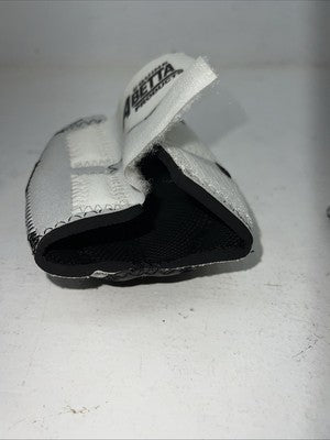 New White ABetta Skid Boots HH-13
